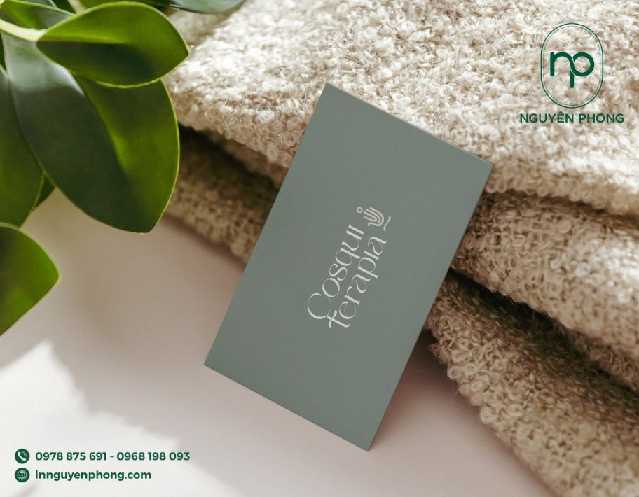 Mẫu logo thẩm mỹ viện in trên card visit